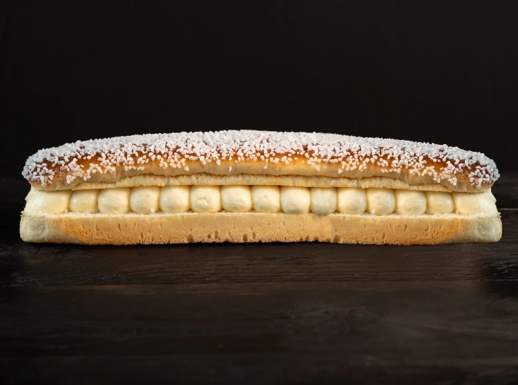 patisserie-surgelee-professionnel-nos-produits-patisserie-tropezienne-rectangle-sur-mesure-framboise-chocolat-praline-briogel